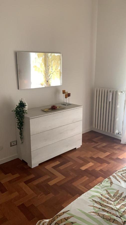 A Casa Da Manuela Apartment Parma Luaran gambar